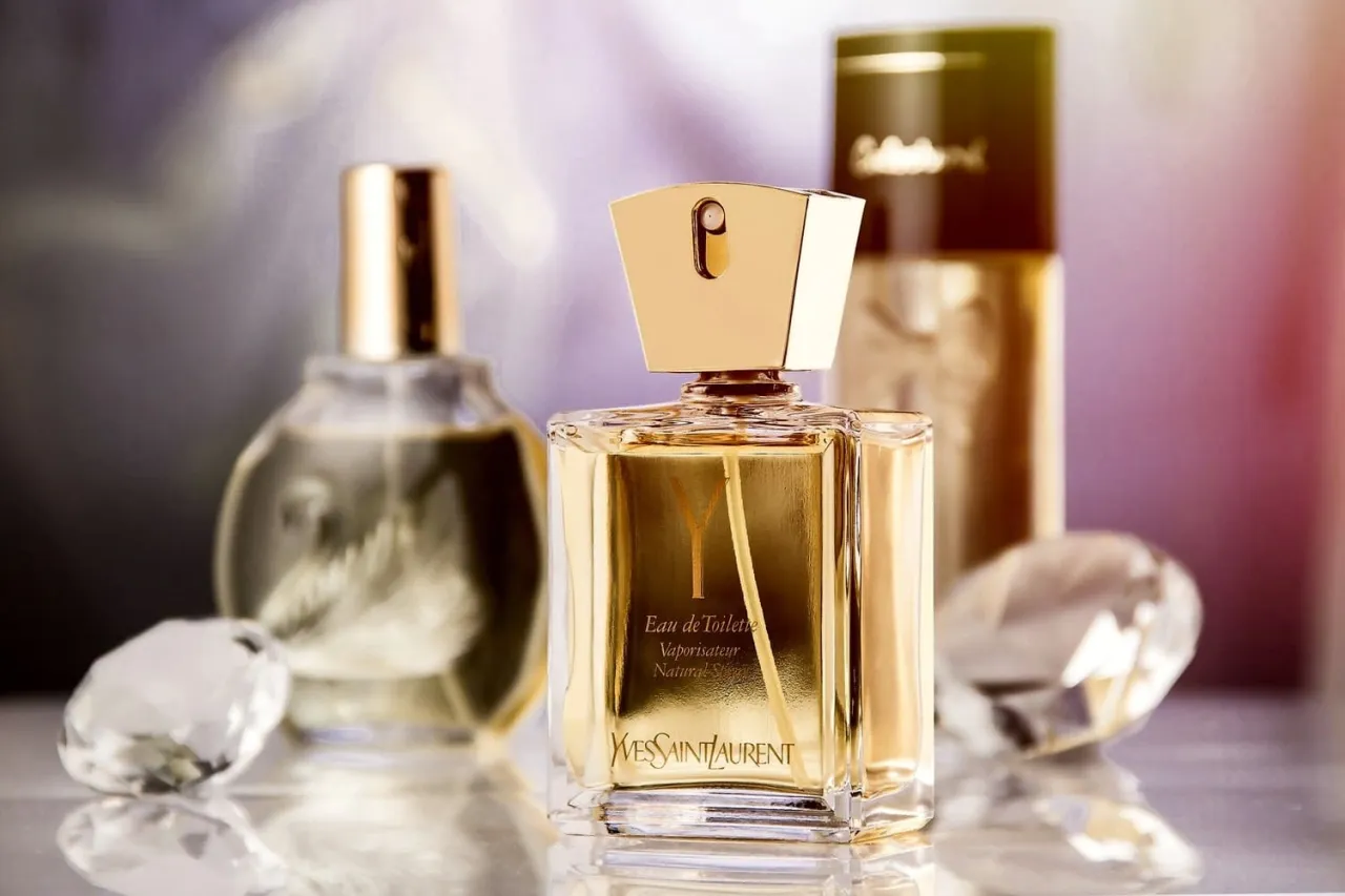 Luksusowe perfumy w eleganckim flakonie