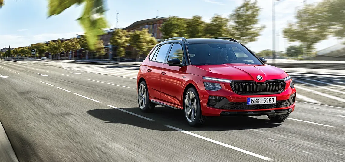 Samochód na autostradzie w Polsce