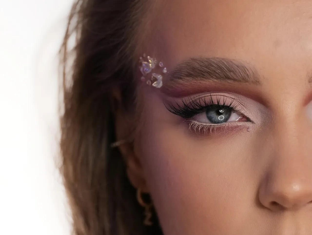 kępki rzęs jednorazowe i wielorazowe por&oacute;wnanie