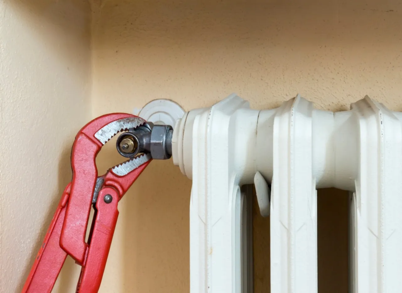 narzędzia do odpowietrzania grzejnika