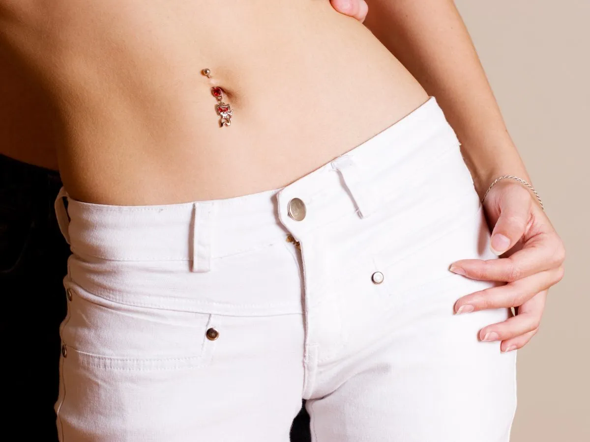 aktywność fizyczna kolczyk w pępku