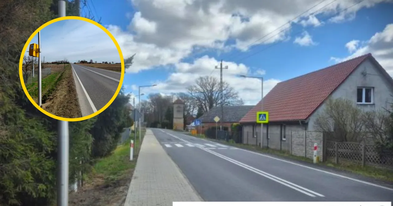 Nowe fotoradary pilnują bezpieczeństwa na drodze. Widać je na tle wiejskiego krajobrazu z domami i zielenią.