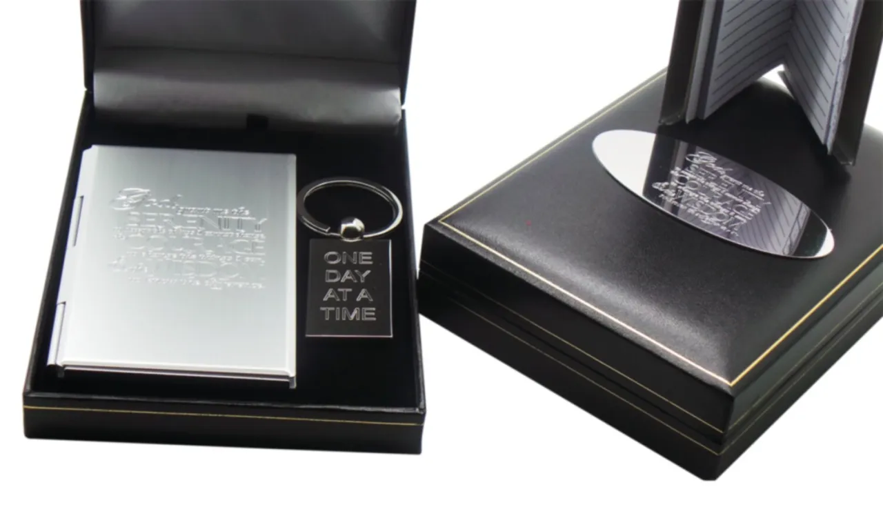 Zestaw z notatnikiem i brelokiem