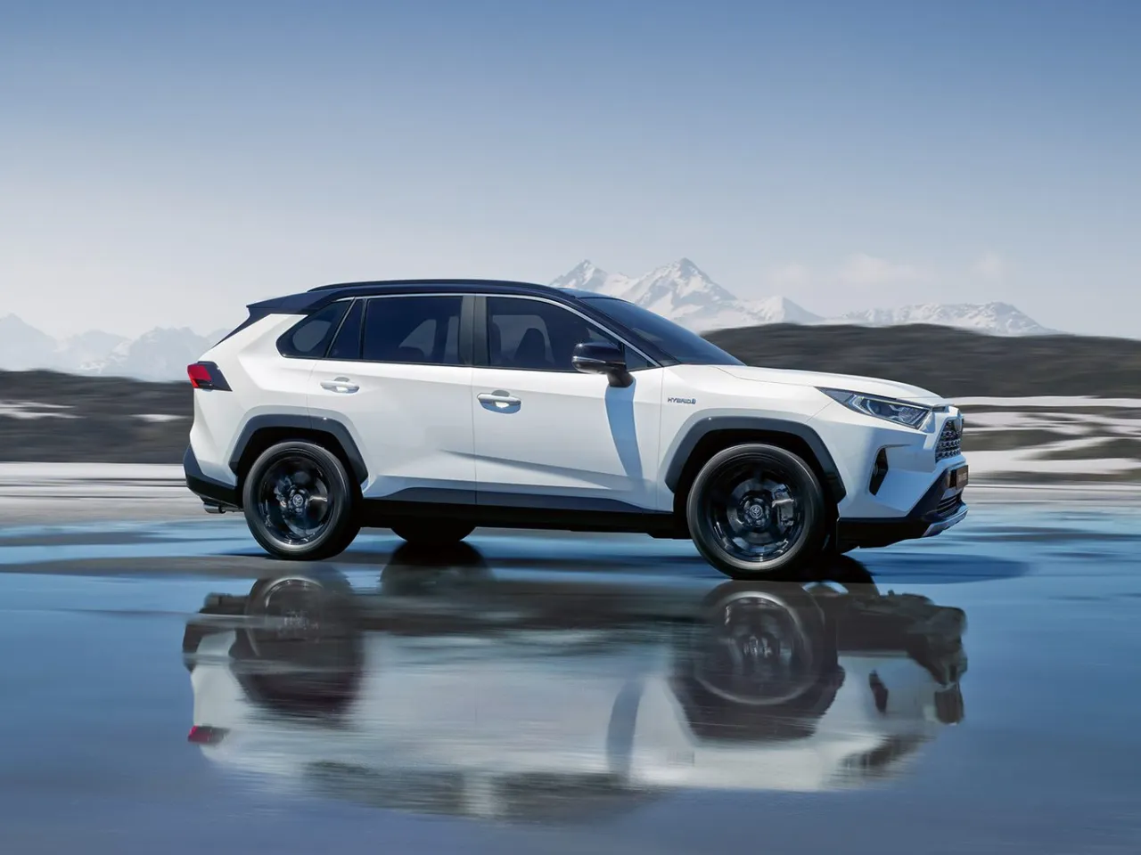 Toyota RAV4 Hybrid realne spalanie wykres
