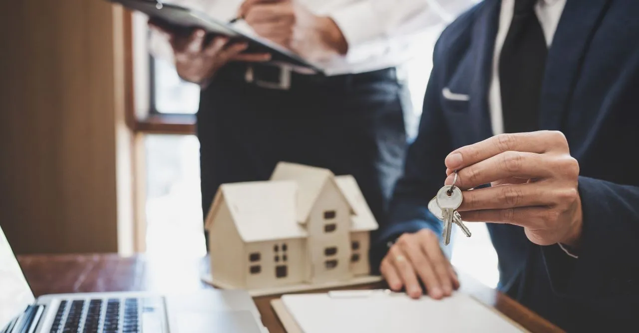 koszty otwarcia biura nieruchomości