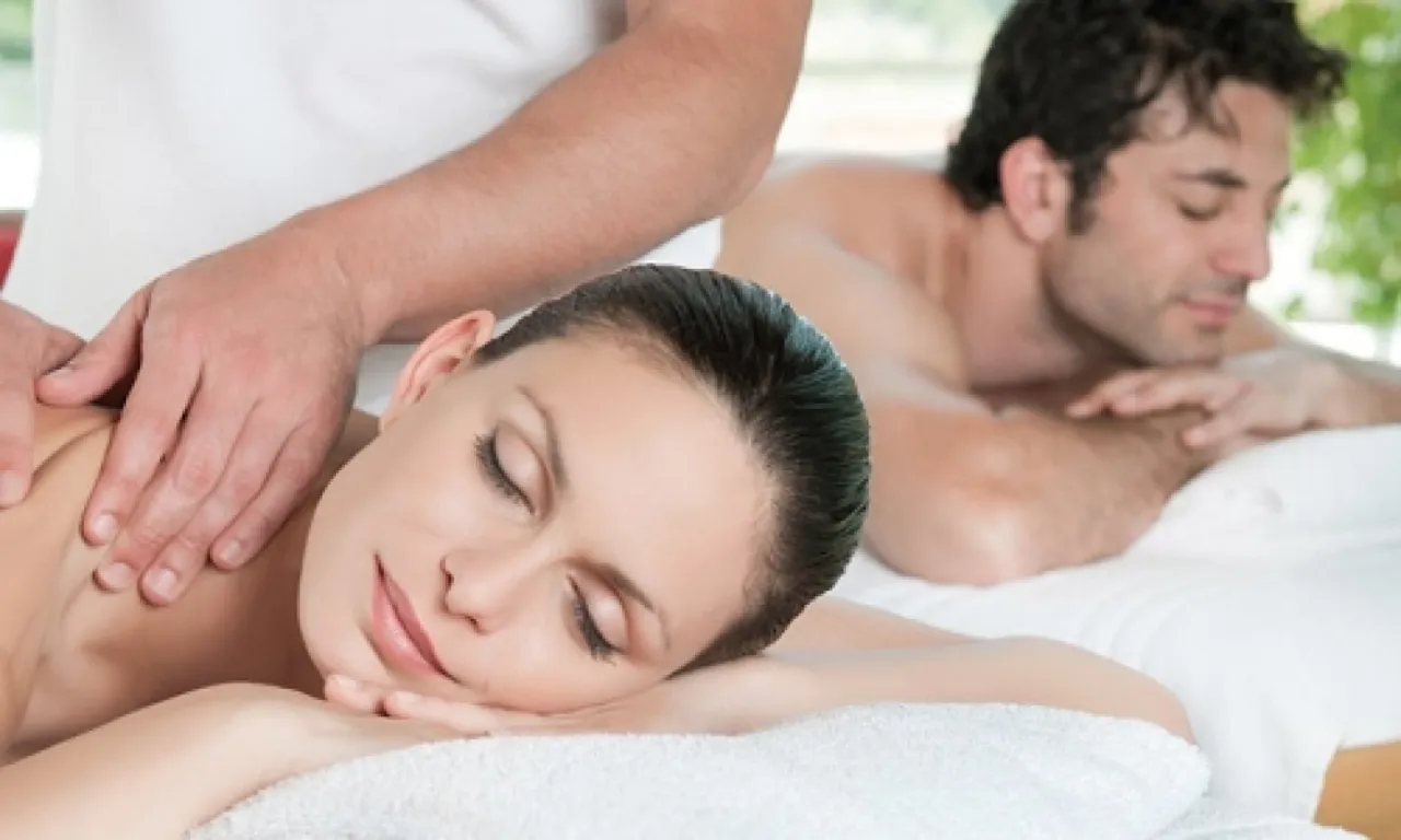 Para relaksuje się w SPA