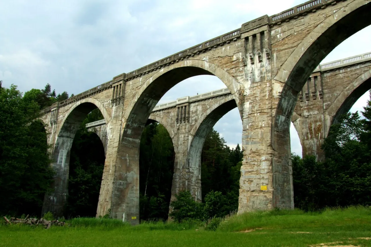 Mosty w Stańczykach monumentalne wiadukty