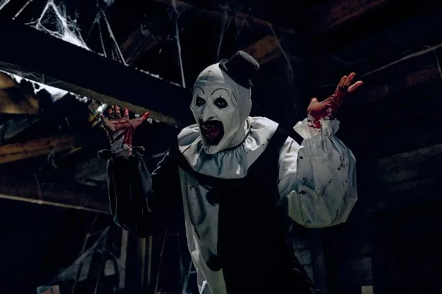 Zdjęcie Recenzja Terrifier 3: Szokujący horror, który dzieli widzów