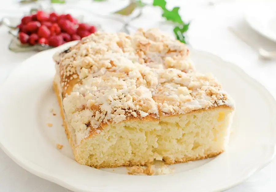 gotowy placek drożdżowy z kruszonką