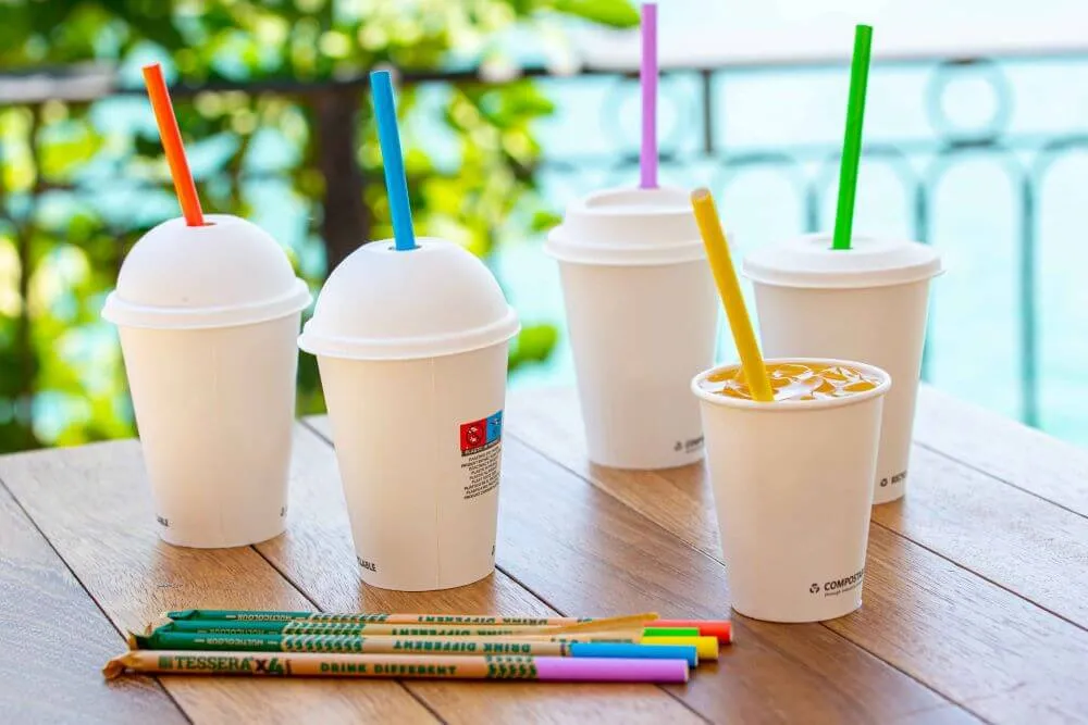 Słomki ekologiczne w restauracji