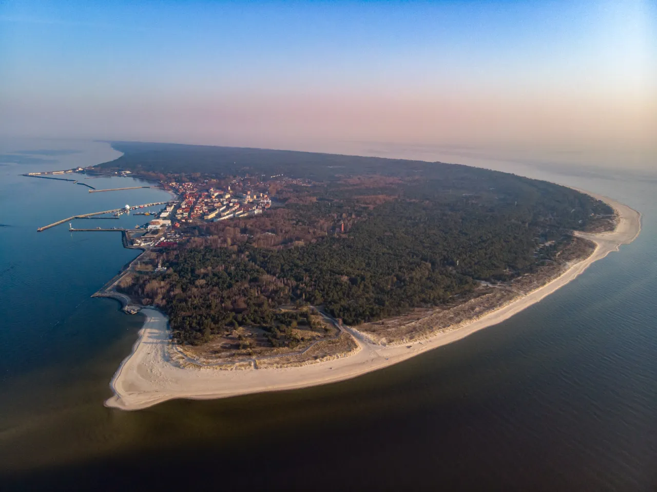 P&oacute;łwysep Helski widok z lotu ptaka