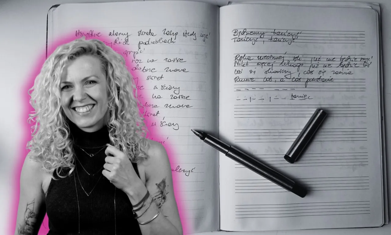 osoba pisząca teksty piosenek notatki