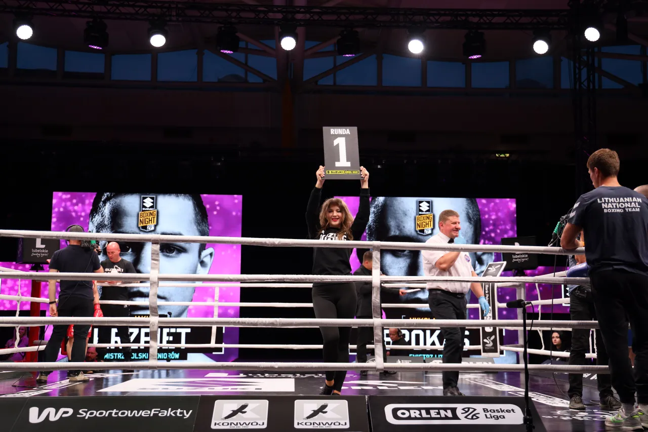 Polski boks ring gala kibice