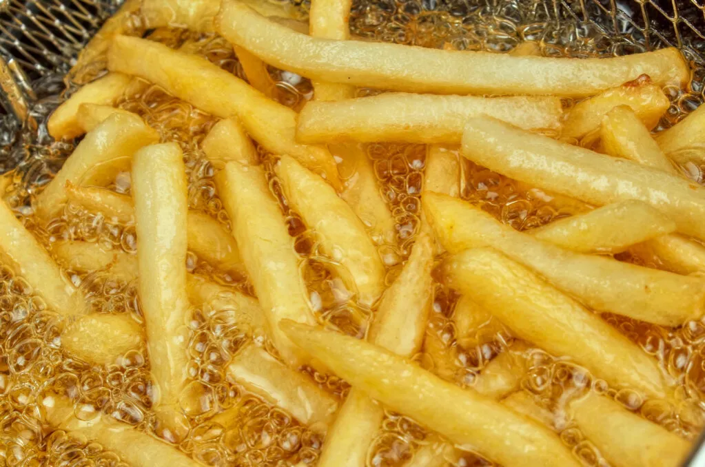 frytki w głębokim oleju