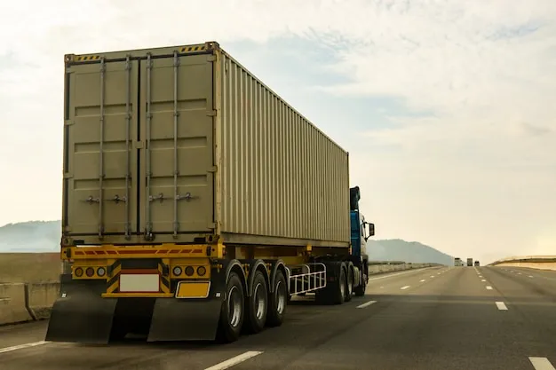Zdjęcie Maksymalna prędkość ciężarówki na autostradzie – jakie są limity i konsekwencje przekroczenia?