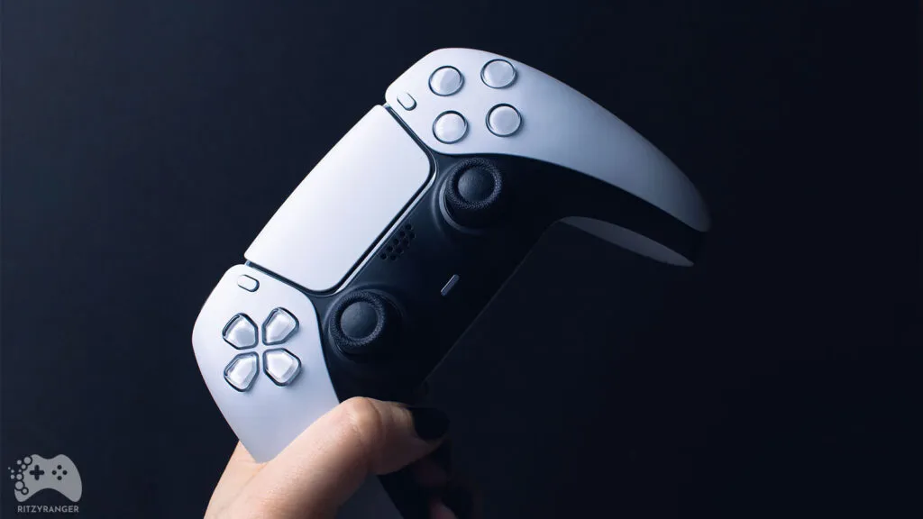 Zdjęcie Czy pad od PS4 działa na PS5? Oto, co musisz wiedzieć o kompatybilności