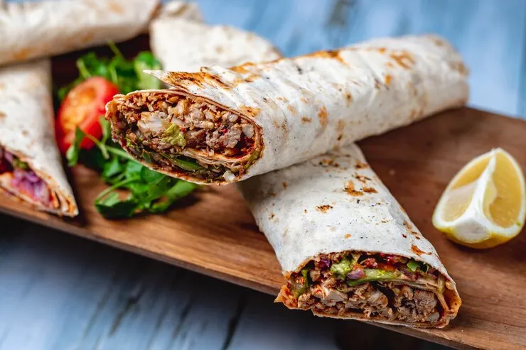 Zdjęcie Ile ma kebab kalorii? Sprawdź, jak uniknąć niezdrowych wyborów