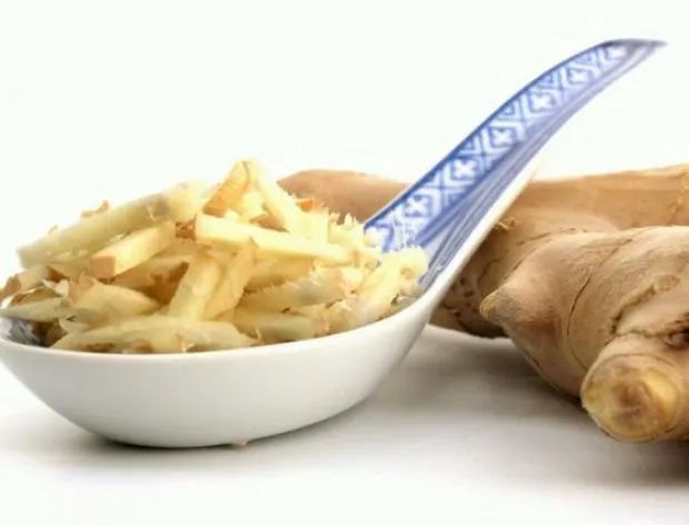 Zdjęcie Prosta herbata z imbiru: Domowy sposób na zdrowie i pyszny smak