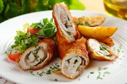 Zdjęcie Pyszne pomysły na dania ze schabu na imprezę, które zachwycą gości