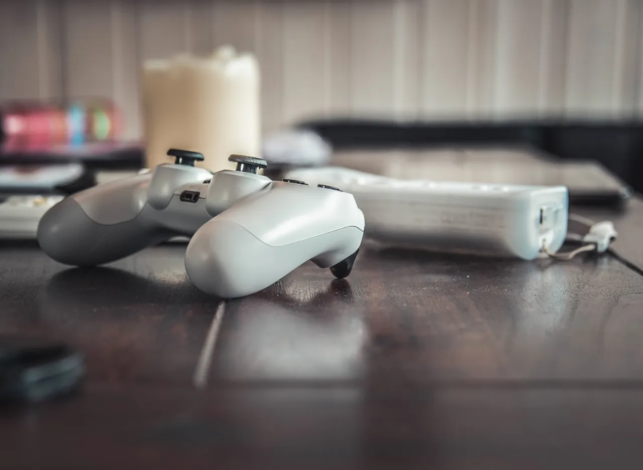 Zdjęcie Ile prądu zużywa PS4? Zaskakujące dane o zużyciu energii