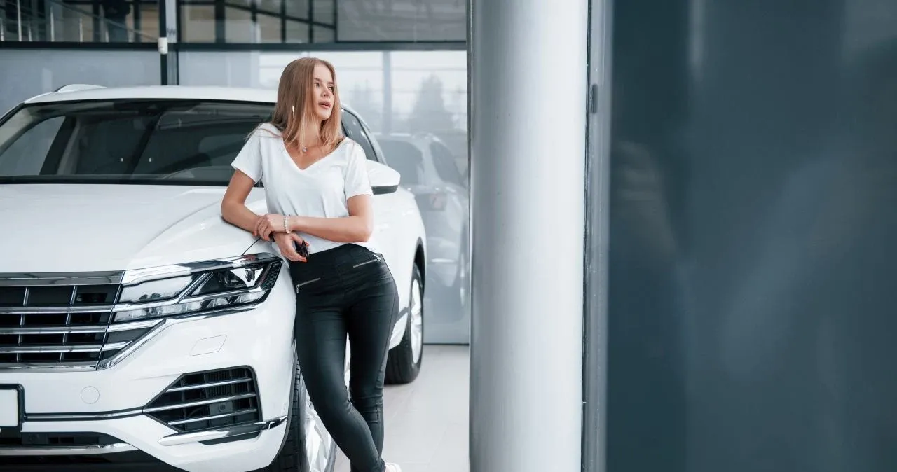 Zdjęcie Wynajem długoterminowy czy leasing - co wybrać, aby zaoszczędzić?