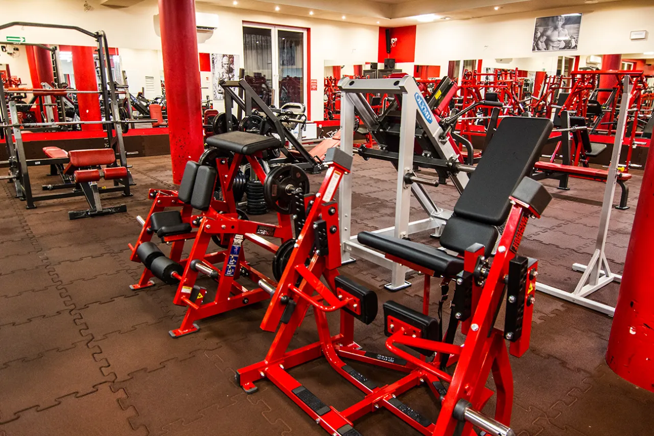 Zdjęcie FusGym Ożar&oacute;w Mazowiecki: Hammer Strength &amp; Fitness | Profesjonalizm