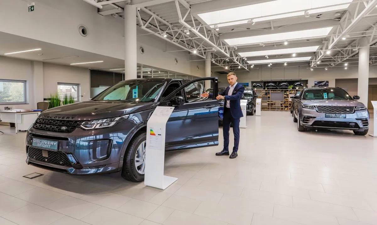 Zdjęcie Ile trwa produkcja samochodu Toyota? Czas oczekiwania na Twoje auto
