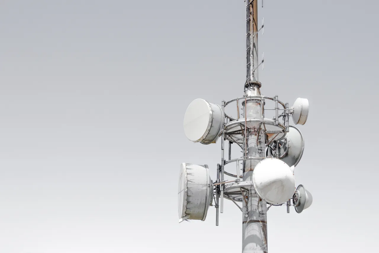 Zdjęcie Jak poprawić zasięg w telefonie komórkowym i uniknąć problemów z sygnałem