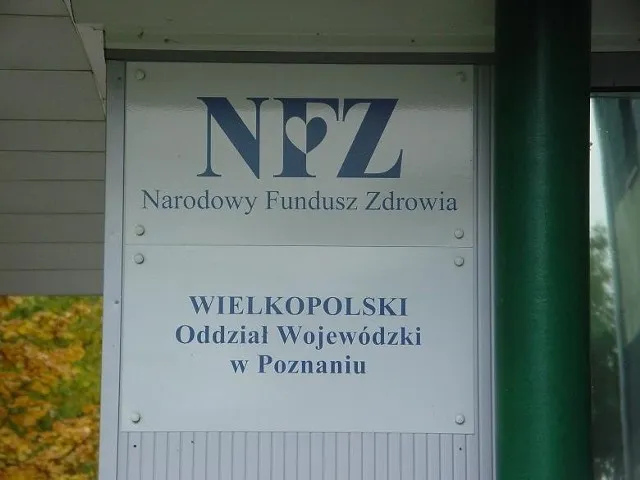 Zdjęcie NFZ Poznań: Gdzie się leczyć bez kolejek i problemów? Lista placówek i porady