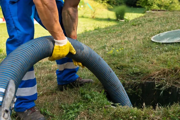 Zdjęcie Kożuch w oczyszczalni biologicznej: jak skutecznie pozbyć się problemu