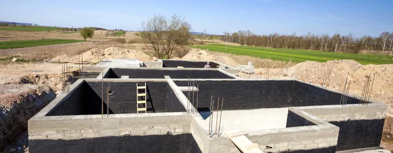 Zdjęcie Jak zrobić płytę fundamentową krok po kroku - poradnik budowlany
