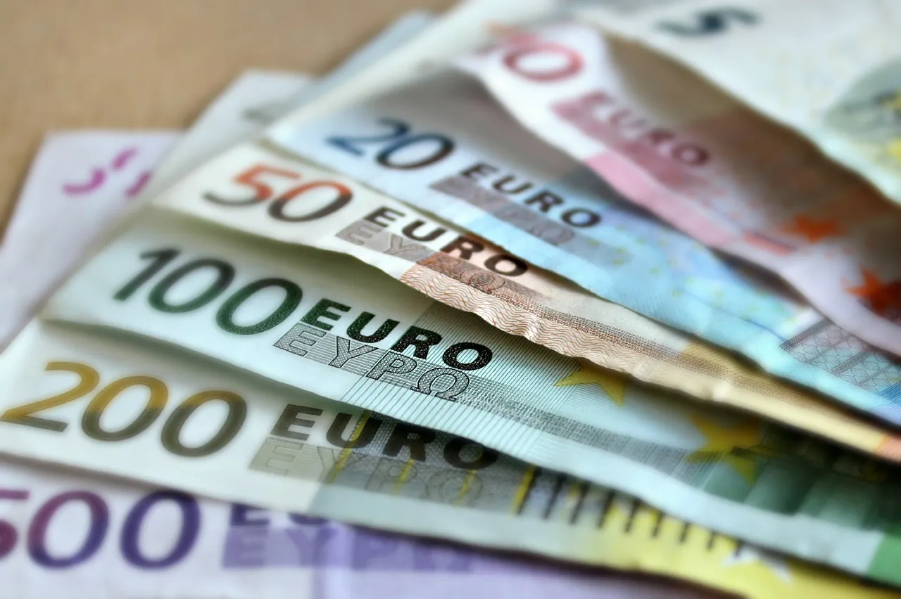 Zdjęcie Najlepsza waluta do inwestycji: 5 stabilnych opcji dla inwestorów