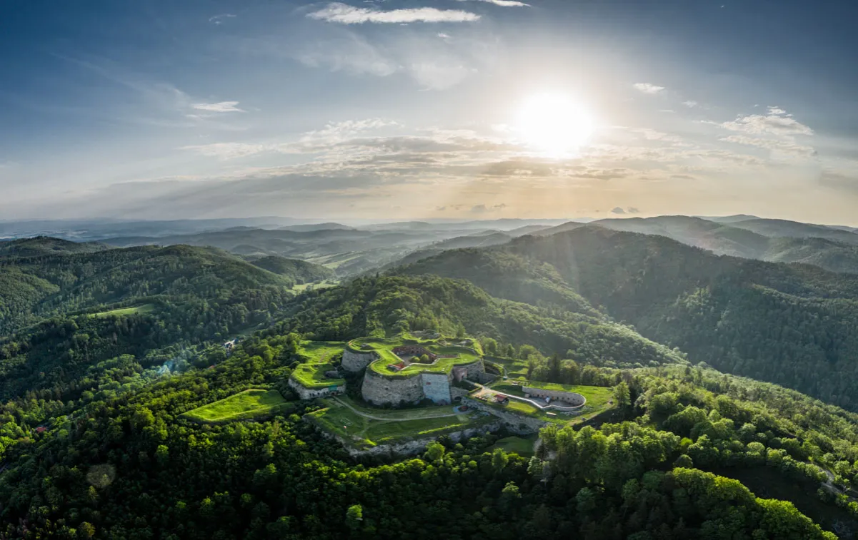 Zdjęcie Góry Sowie: co warto zobaczyć, aby nie przegapić najpiękniejszych miejsc