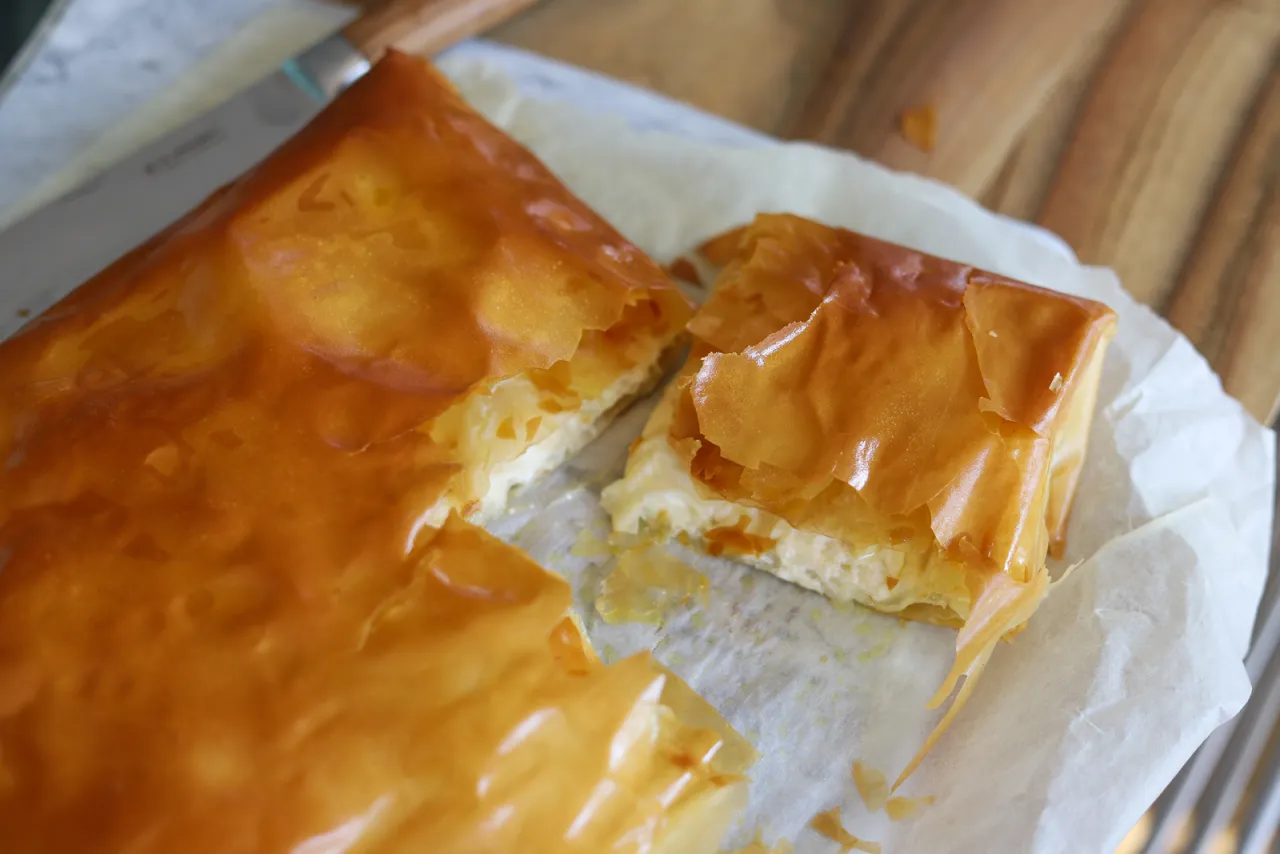 Szybenik tanie jedzenie burek