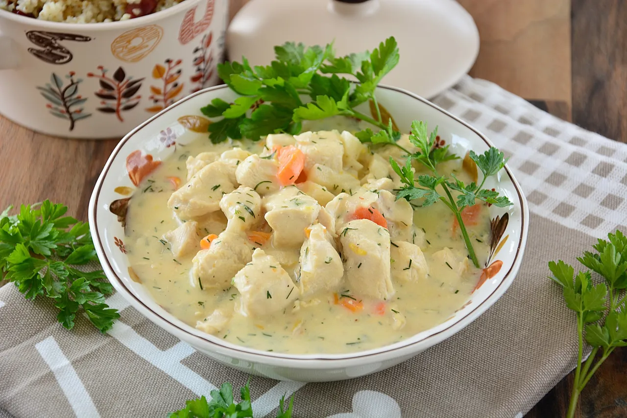 kremowy sos do potrawki z kurczaka