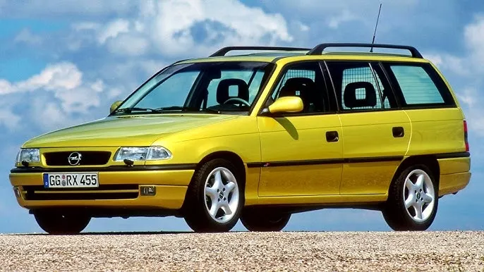 Opel Astra F kombi stereotyp Janusz