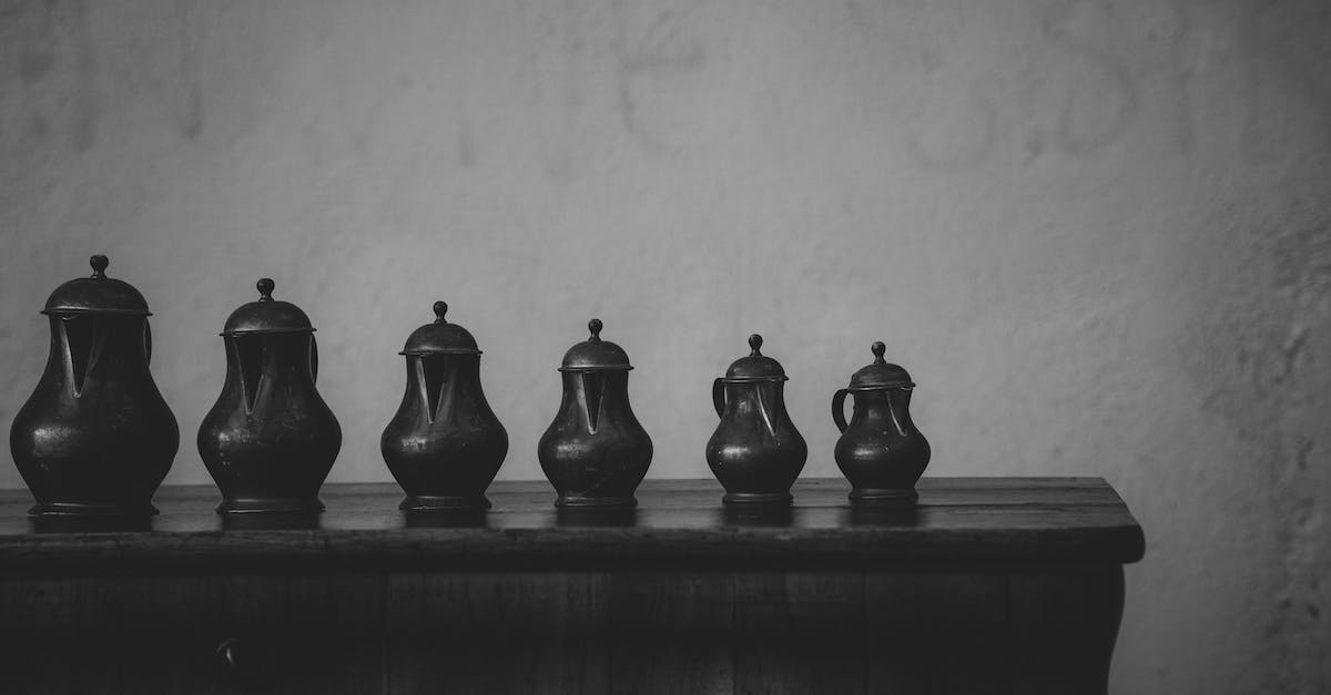 Doniczki vintage retro - stylowe donice ceramiczne w klimacie retro