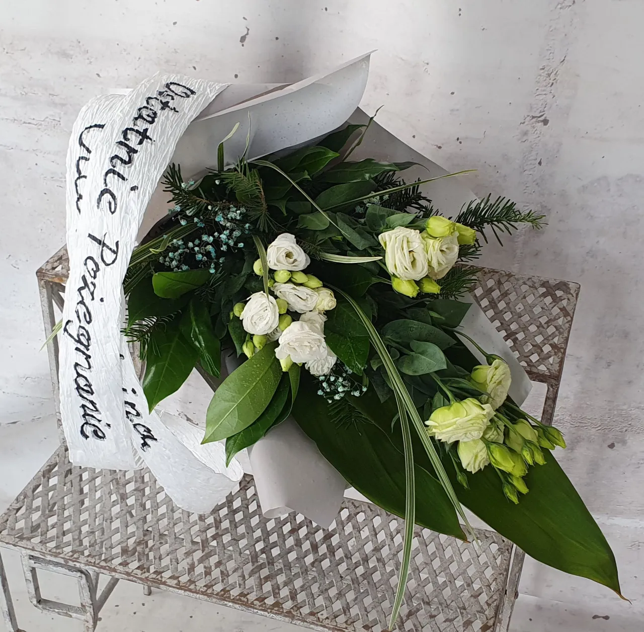 wieniec pogrzebowy wiązanka bukiet