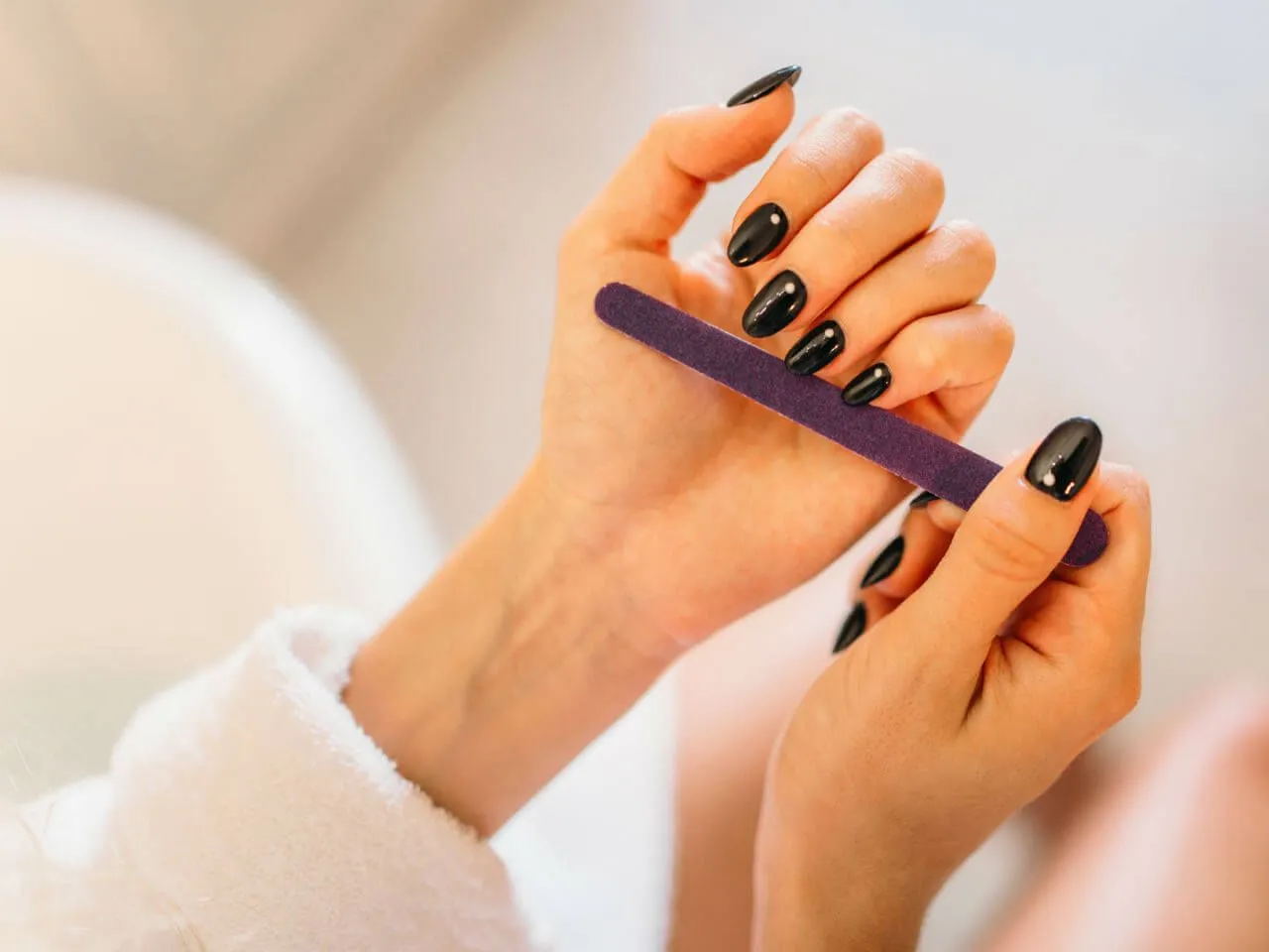 Zdjęcie Jak pilnikować paznokcie: 5 porad dla idealnego manicure
