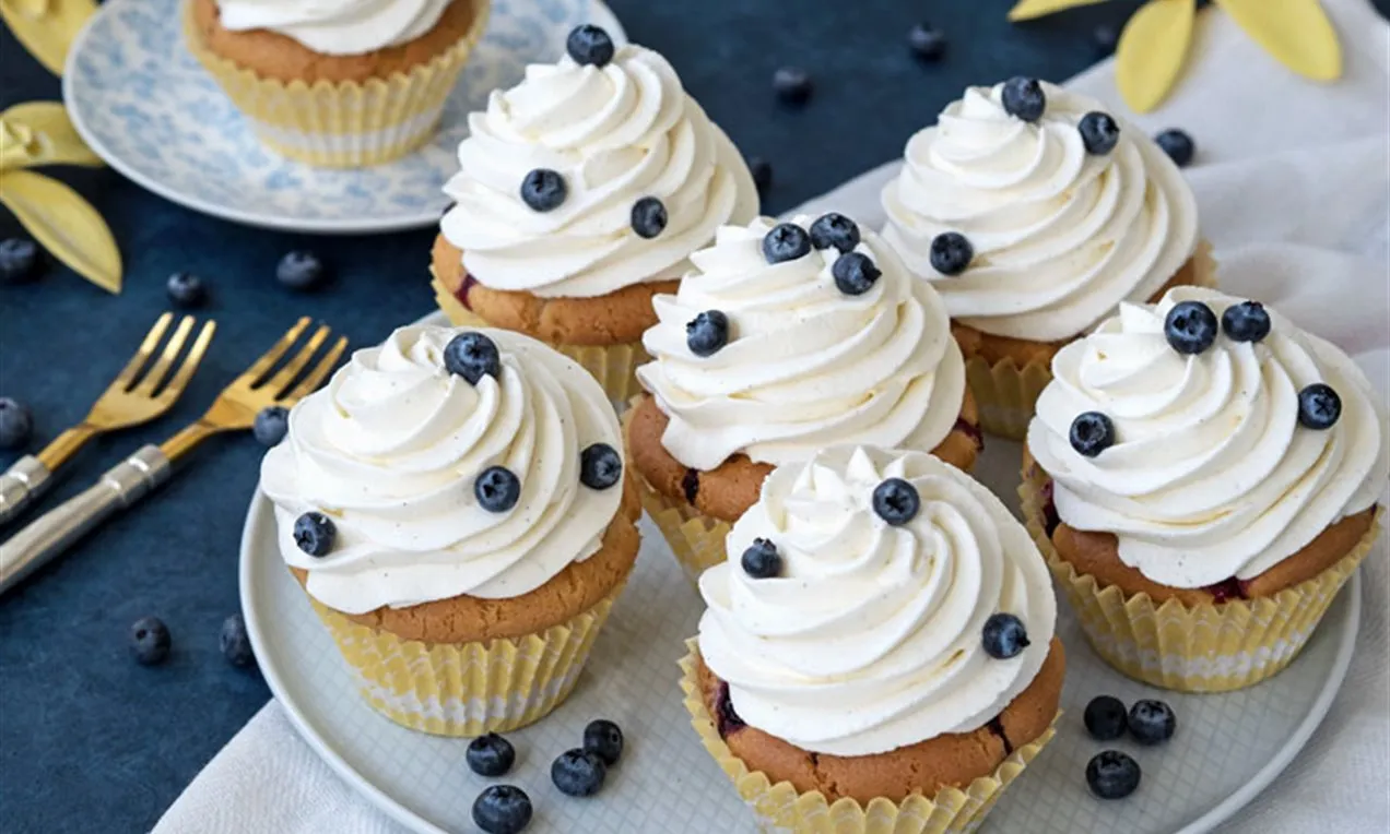 babeczki z kremem mascarpone dekoracje