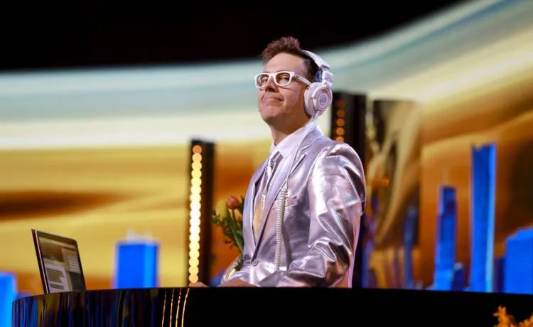 Rafał Brzozowski i DJ w Jaka to melodia