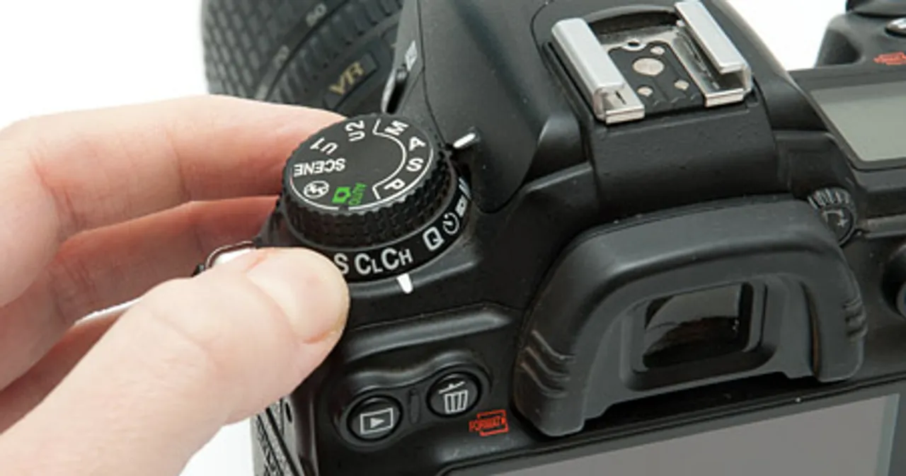 lustrzanka cyfrowa ergonomia uchwyt przyciski