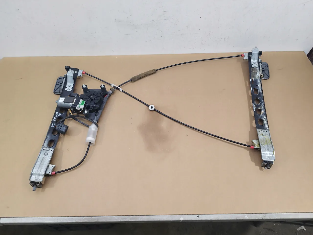 uszkodzony mechanizm podnoszenia szyby Ford Focus