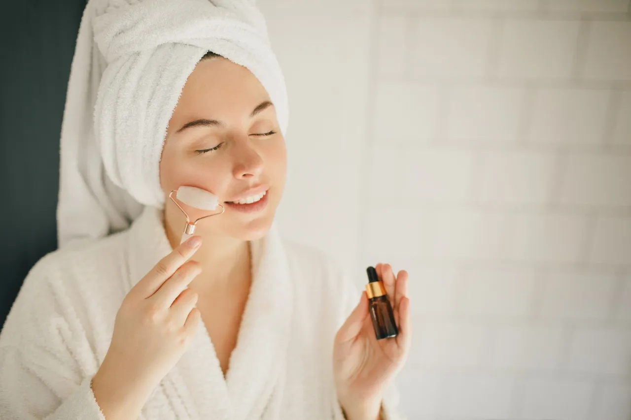 olejki do masażu twarzy dla r&oacute;żnych typ&oacute;w cery