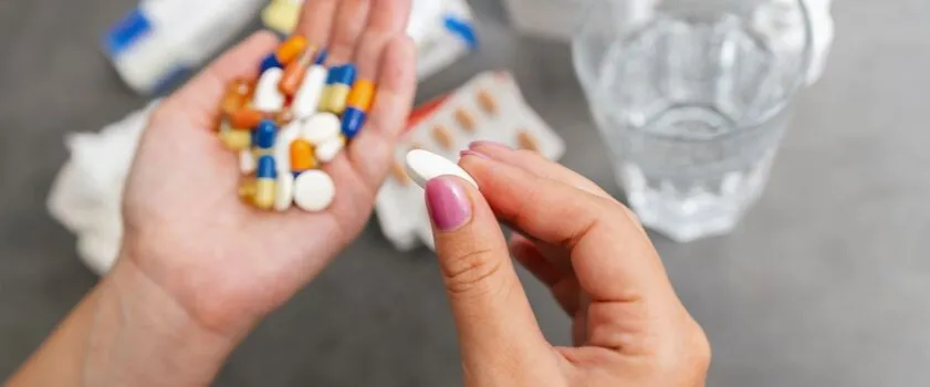 interakcja lek&oacute;w i alkoholu schemat