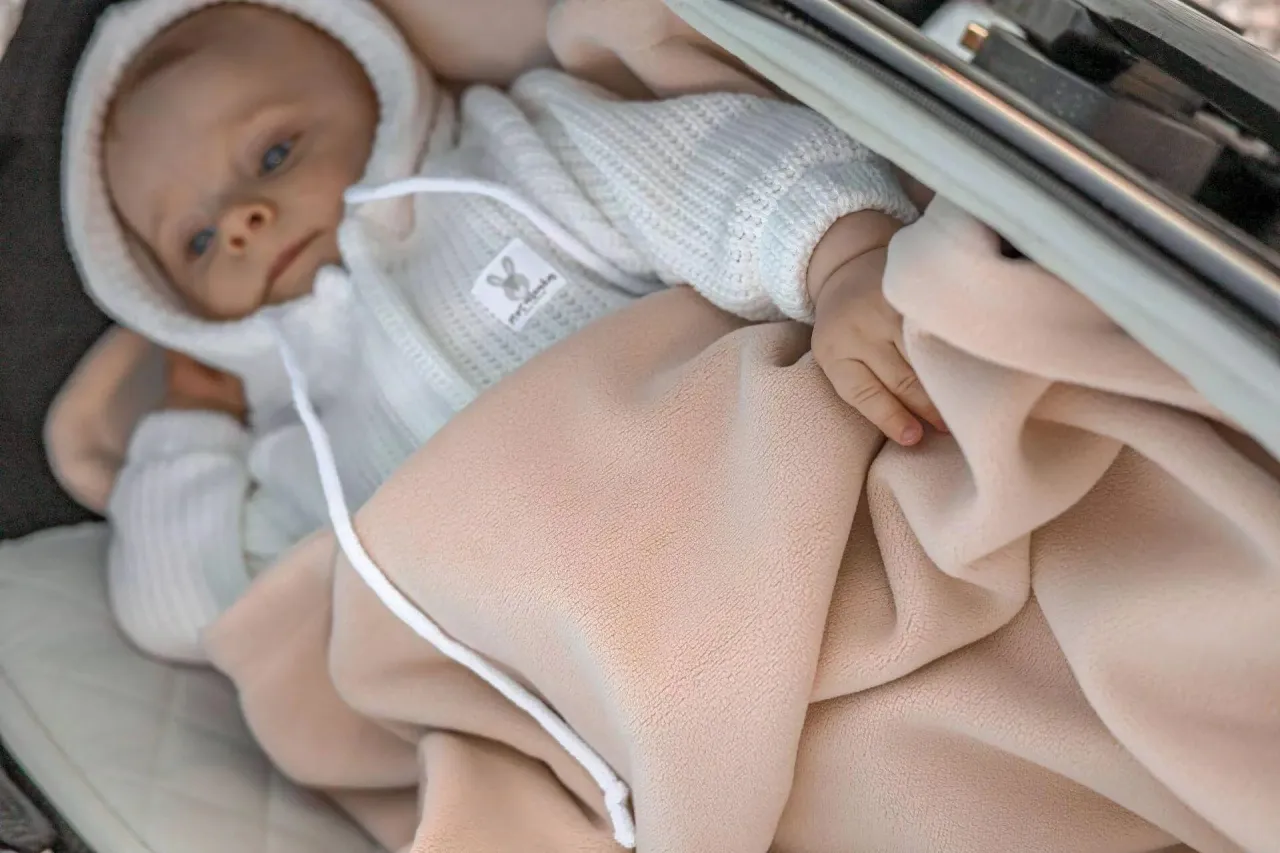 rodzaje ocieplenia w kombinezonach dziecięcych