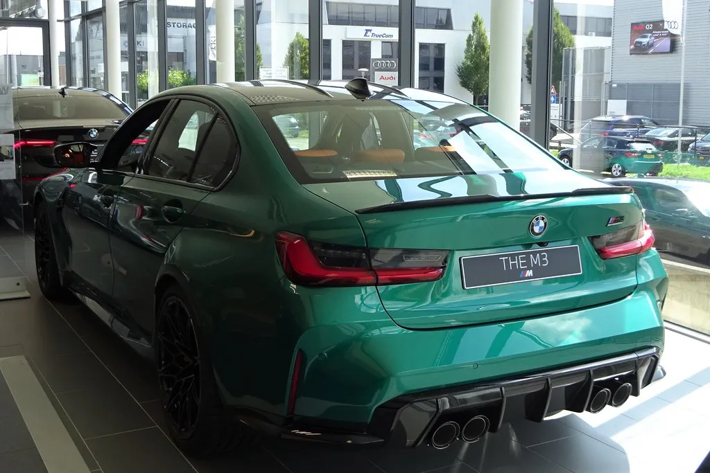 Zdjęcie BMW M3 G20: Sportowa bestia z imponującymi osiągami i techniką