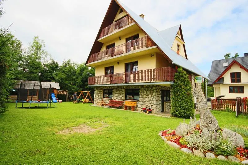 Zakopane rodzaje noclegów hotel pensjonat apartament kwatera prywatna