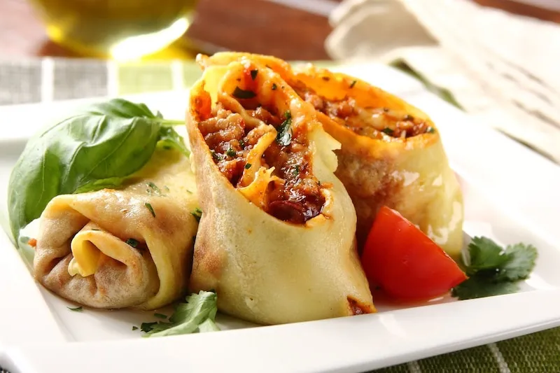 różnorodne naleśniki wytrawne kuchnie świata