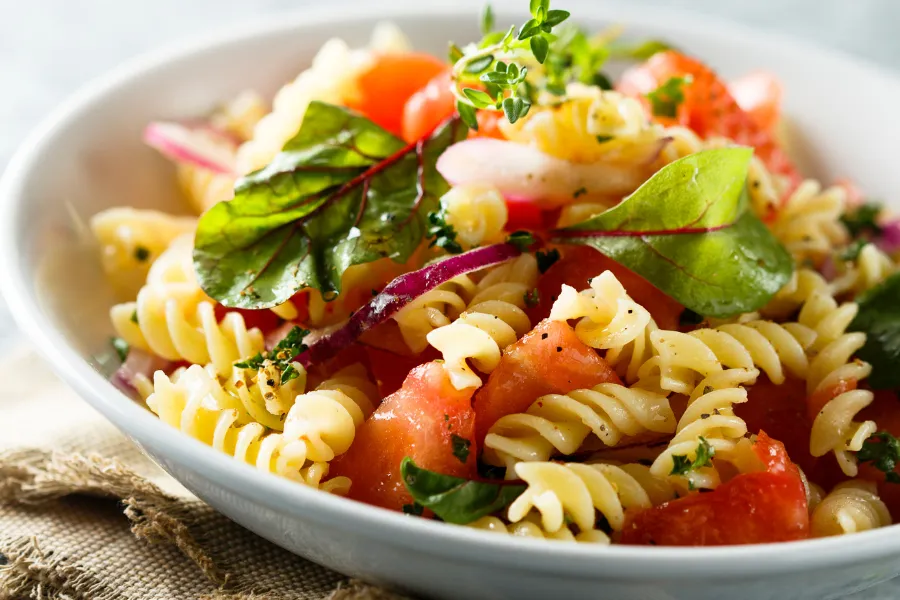 Zdjęcie Recette de pâtes froides en salade : savourez des saveurs inoubliables
